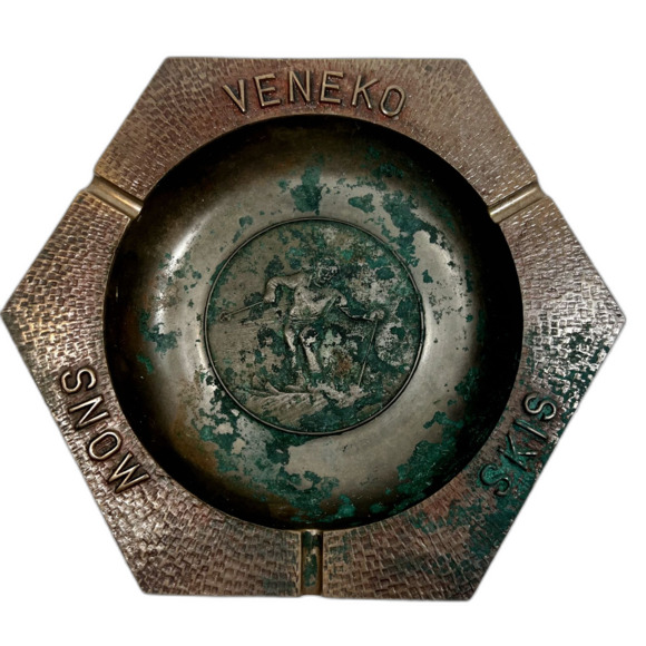 VTG 1960s Cast Bronze Brass Ashtray Advertising Veneko Snow Skis Patina Hexagon - Picture 2 of 5
